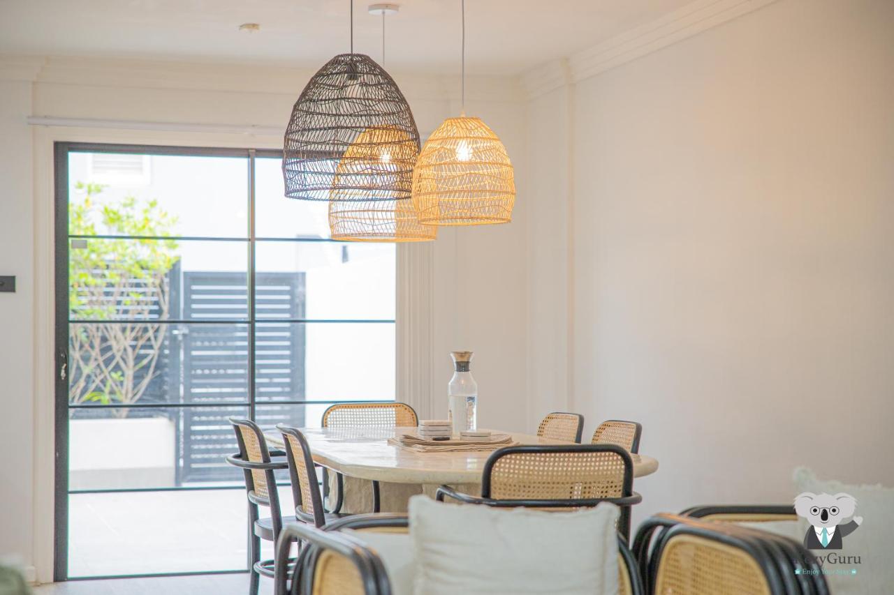 Kozyguru / Alexandria / Style Unique 2 Bed House Nal125 Sydney